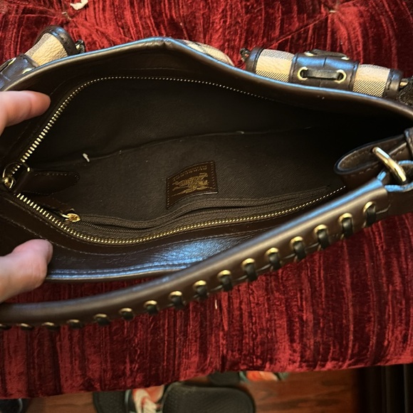 Burberry Classic Top Handle Bag - Picture 3 of 5